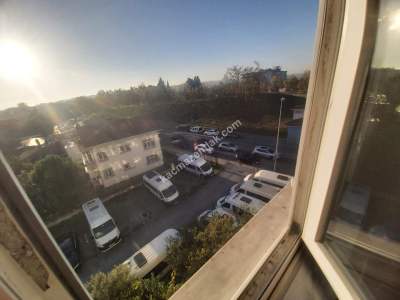 Küçükçekmece Metrobüs Dibinde Ucuz Satılık Daire 17