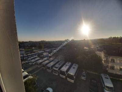 Küçükçekmece Metrobüs Dibinde Ucuz Satılık Daire 11