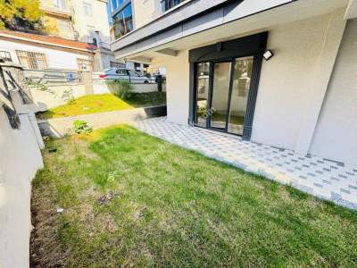 Altıntepe Merkeze Yakın Özel Bahçe Teraslı 1+1 1