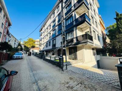 Altıntepe Merkeze Yakın Özel Bahçe Teraslı 1+1 31