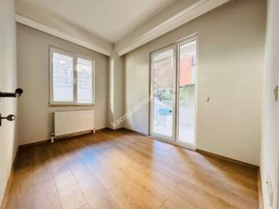 Altıntepe Merkeze Yakın Özel Bahçe Teraslı 1+1 20