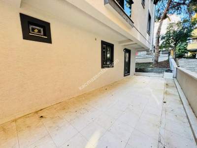 Altıntepe Merkeze Yakın Özel Bahçe Teraslı 1+1 24