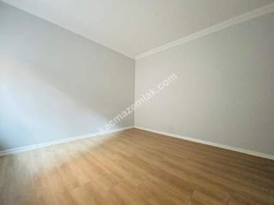 Kaçmaz'dan Sıfır Muhteşem Bahçe Teraslı Otoparklı 2+1 15