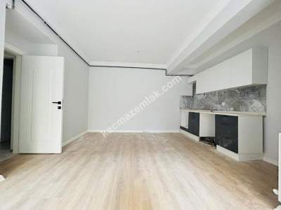 Kaçmaz'dan Sıfır Muhteşem Bahçe Teraslı Otoparklı 2+1 3