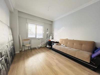 Kaçmaz'dan Sıfır Ara Katta Ön Cephe 1+1 10