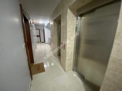 Altıntepe Merkezi Konum 5 Yıllık,Ferah,Geniş 2+1 Arakat 24