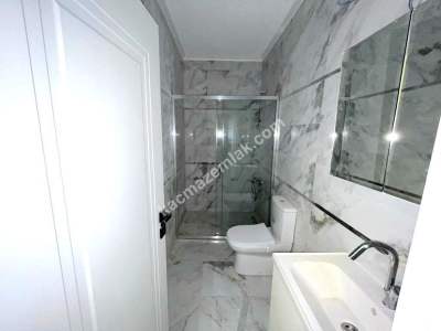 Kaçmaz'dan Sıfır Muhteşem Bahçe Teraslı Otoparklı 2+1 35