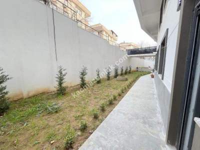 Kaçmaz'dan Sıfır Muhteşem Bahçe Teraslı Otoparklı 2+1 11