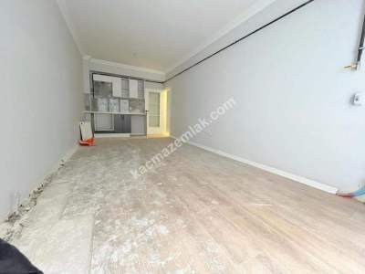 Kaçmaz'dan Sıfır Muhteşem Bahçe Teraslı Otoparklı 2+1 7