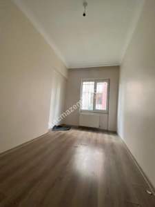 Kaçmaz'dan Altıntepe'de Ön Cephe 2000 Yapımı Asansörl 25