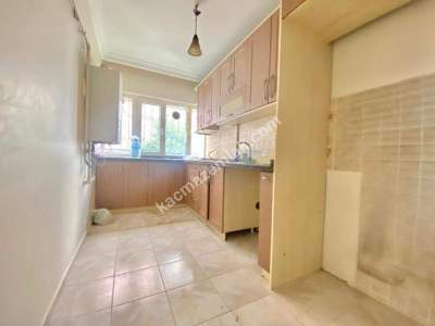 Kaçmaz'dan Altıntepe'de Ön Cephe 2000 Yapımı Asansörl 6