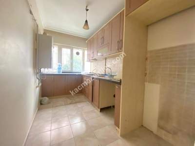 Kaçmaz'dan Altıntepe'de Ön Cephe 2000 Yapımı Asansörl 1