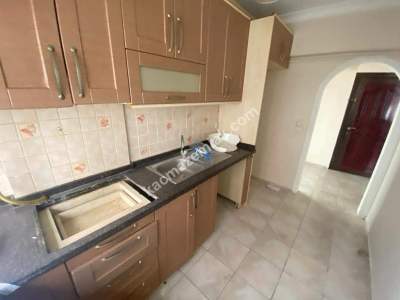 Kaçmaz'dan Altıntepe'de Ön Cephe 2000 Yapımı Asansörl 2