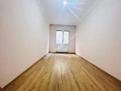 Altıntepe'de 5 Yıllık Binada 2 Kat Otoparklı Balkonlu 15