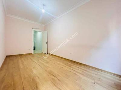 Altıntepe'de 5 Yıllık Binada 2 Kat Otoparklı Balkonlu 14