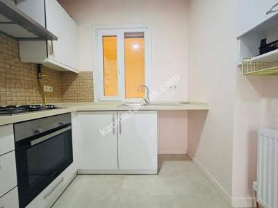 Altıntepe'de 5 Yıllık Binada 2 Kat Otoparklı Balkonlu 11