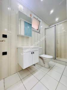 Altıntepe'de Yüksek Giriş Masrafsız Boş 1-1 Daire 19