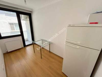 Bostancı-Altıntepe Sınırında Ara Kat 2+1 21