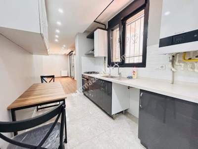 Altıntepe Sahilde Bahçe Teraslı 3 Yıllık 70M² Lüks 2+1!