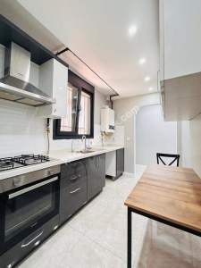 Altıntepe Sahilde Bahçe Teraslı 3 Yıllık 70M² Lüks 2+1! 4