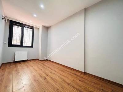 Altıntepe Sahilde Bahçe Teraslı 3 Yıllık 70M² Lüks 2+1! 30