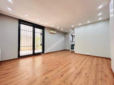 Altıntepe Sahilde Bahçe Teraslı 3 Yıllık 70M² Lüks 2+1! 12