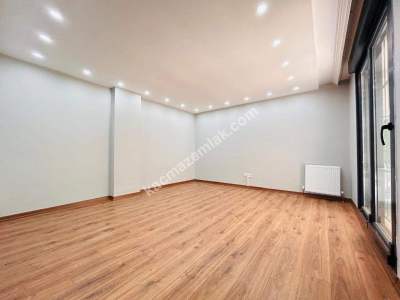 Altıntepe Sahilde Bahçe Teraslı 3 Yıllık 70M² Lüks 2+1! 17