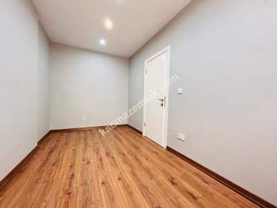 Altıntepe Sahilde Bahçe Teraslı 3 Yıllık 70M² Lüks 2+1! 23