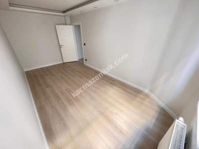 Altınvadi Konaklarında İskanlı 2+1 Balkonlu 2.Kat 15