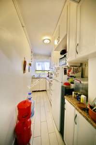 Altıntepe'de Ulaşıma Yakın Katta Ferah 2+1 5