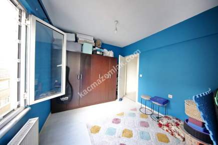 Altıntepe'de Ulaşıma Yakın Katta Ferah 2+1 13