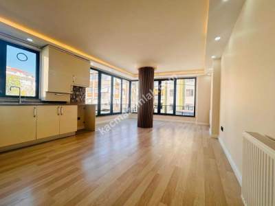 Altıntepe'de Minibüse Yakın 6Yıllık 2.Kat Geniş 2+1 6