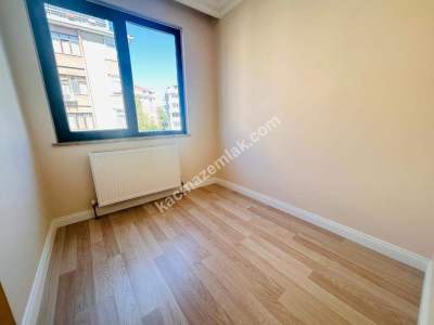 Altıntepe'de Minibüse Yakın 6Yıllık 2.Kat Geniş 2+1 17