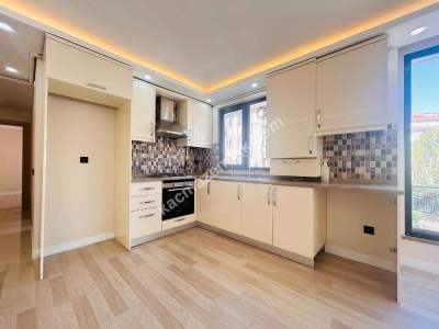 Altıntepe'de Minibüse Yakın 6Yıllık 2.Kat Geniş 2+1 5