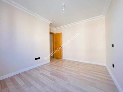 Altıntepe'de Minibüse Yakın 6Yıllık 2.Kat Geniş 2+1 15