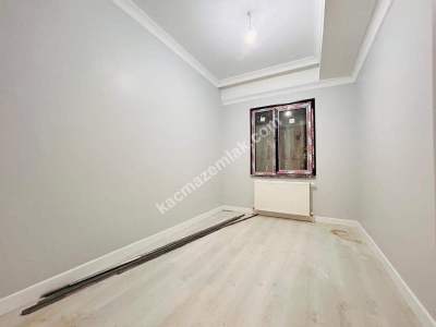 Altıntepe'de Ulaşıma Yakın 2.Katta Sıfır Boş Lüks 2+1! 24