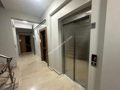 Maltepe Altıntepede Şahane Lokasyonyeni Binada Satılık 21