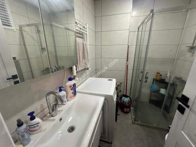 Maltepe Altıntepede Şahane Lokasyonyeni Binada Satılık 13