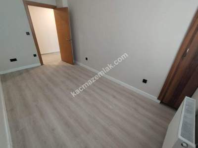 2021 Yılı Yapımı Geniş Bahçeli Lüx 2+1 24