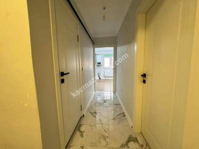 Katta Yeni Binada Kapalı Otoparklı 1+1 Boş 12