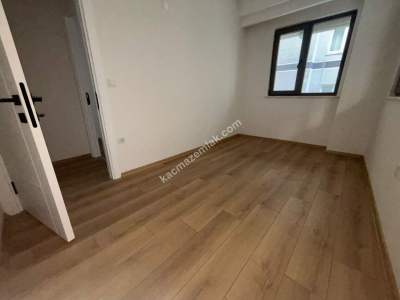 Altıntepede Bostancıya Komşu Sıfır 2+1 10