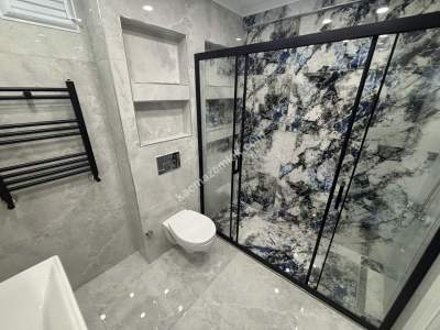 Altıntepe'de Minibüse 1Dk Asansörlü İçi Lüks Yapılı 3+ 26