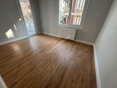 Altıntepe'de Minibüse 1Dk Asansörlü İçi Lüks Yapılı 3+ 11