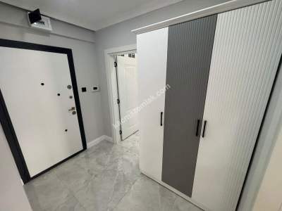 Altıntepe'de Minibüse 1Dk Asansörlü İçi Lüks Yapılı 3+ 19