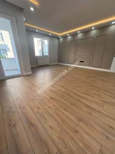 Altıntepe'de Minibüse 1Dk Asansörlü İçi Lüks Yapılı 3+ 6