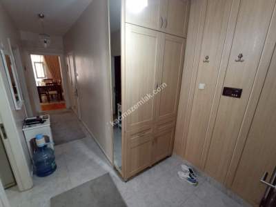 Altıntepe Ara Kat Ayrı Mutfak Balkonlu Geniş 2+1 19