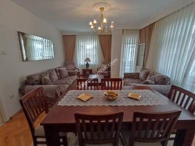 Altıntepe Ara Kat Ayrı Mutfak Balkonlu Geniş 2+1 8