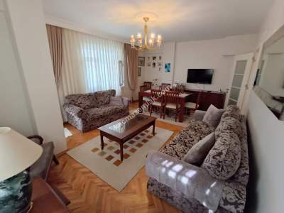 Altıntepe Ara Kat Ayrı Mutfak Balkonlu Geniş 2+1 10