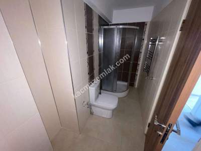 Altıntepe'de Minibüse Yakın Full Ön Cephe 3+1 20