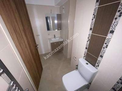 Altıntepe'de Minibüse Yakın Full Ön Cephe 3+1 28